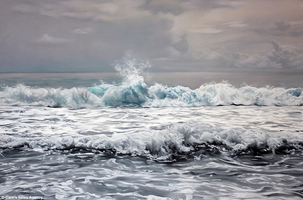 Amazing Realistic Finger Paintings of wave