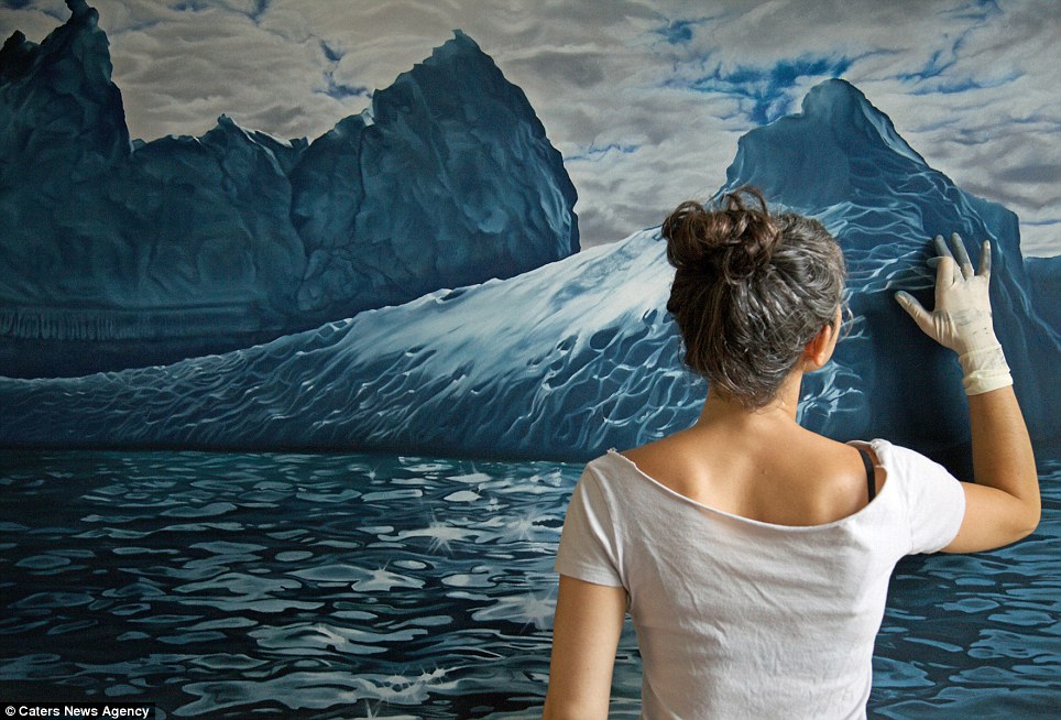 Realistic Finger Paintings by zaria forman