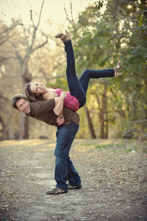 fun photoshoot ideas for couples