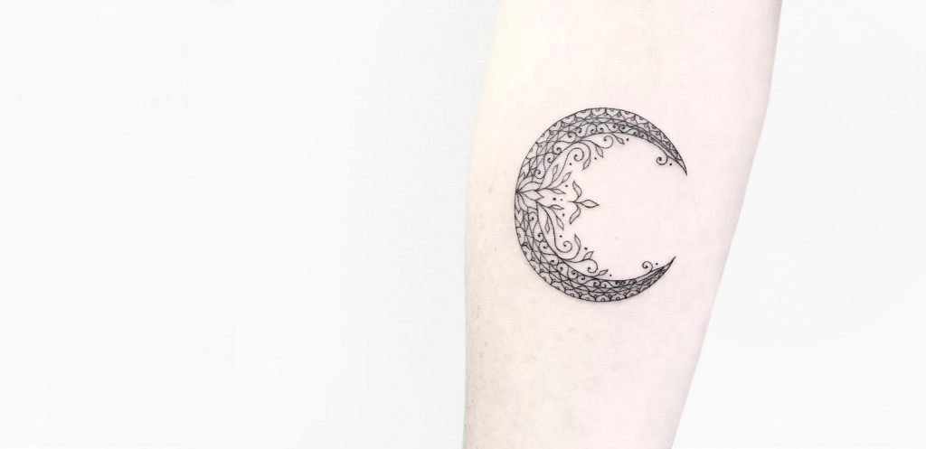 Crescent moon tattoo by Caitlin Thomas