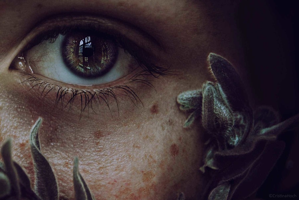 Stunning Eyes in Portrait Photography by Cristina Hoch 03