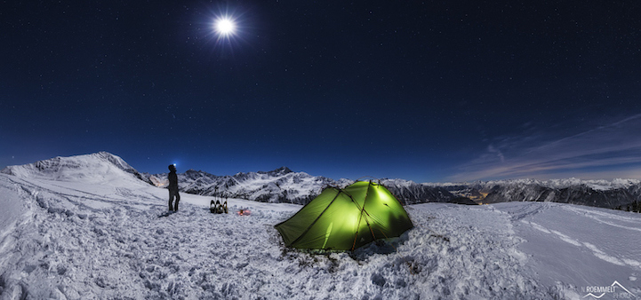 Wonderful Snowy Landscapes at Night