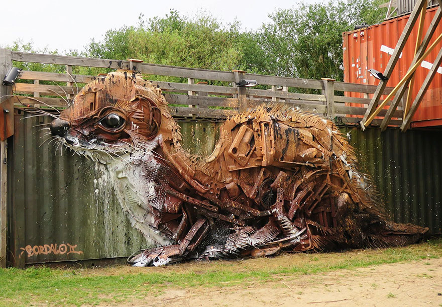 trash-animal-sculpture-artur-bordalo