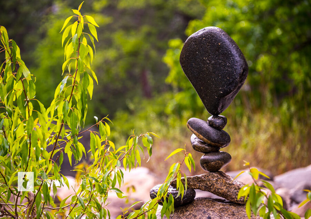 gravity-glue-stone-stacking-art-by-michael-grab